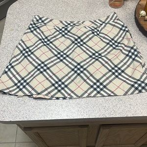 Super cute Burberry golf skirt!